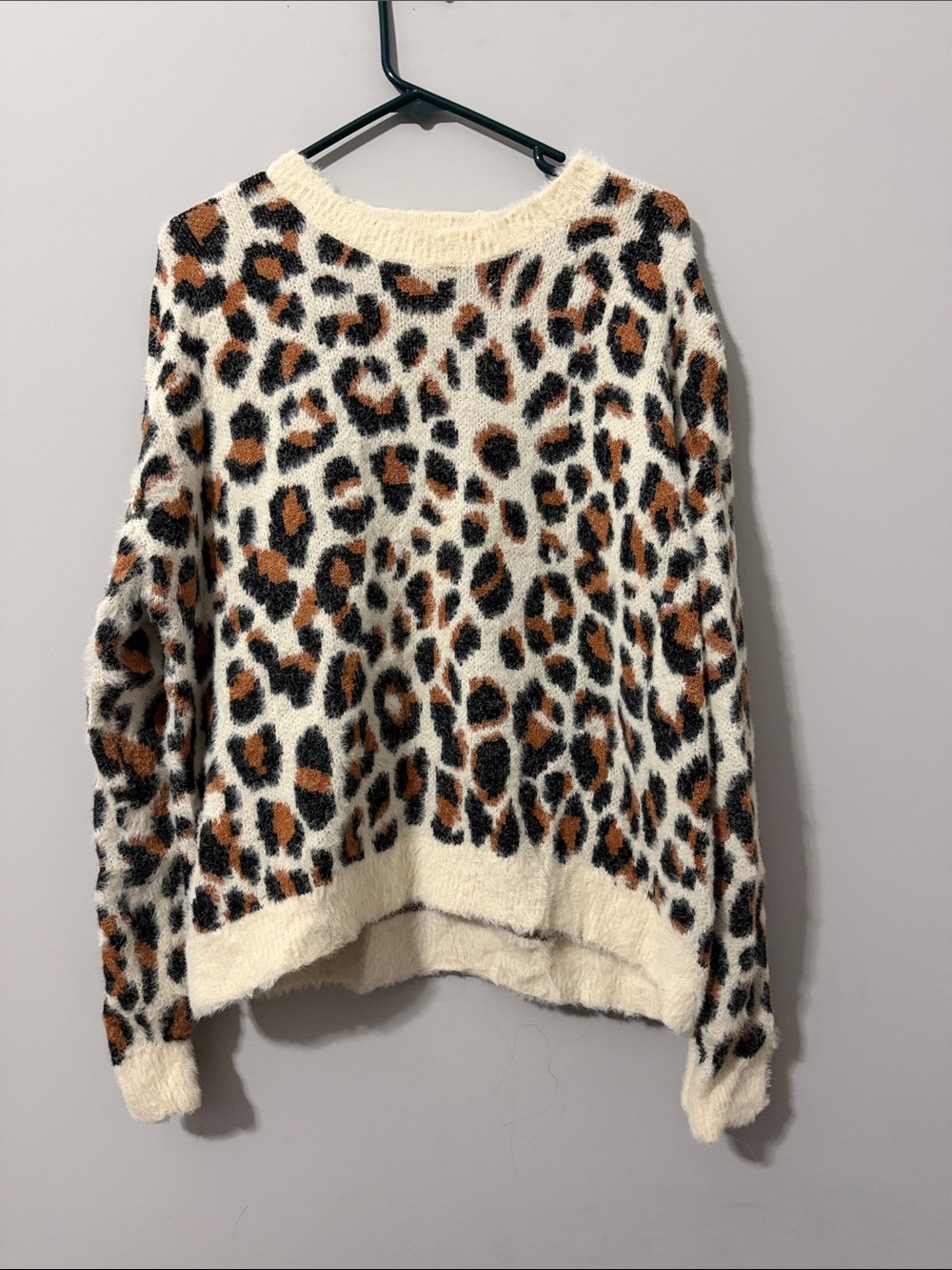 Gilli Leopard Print Crewneck Sweater - Cream/Tan/Black-Size Small